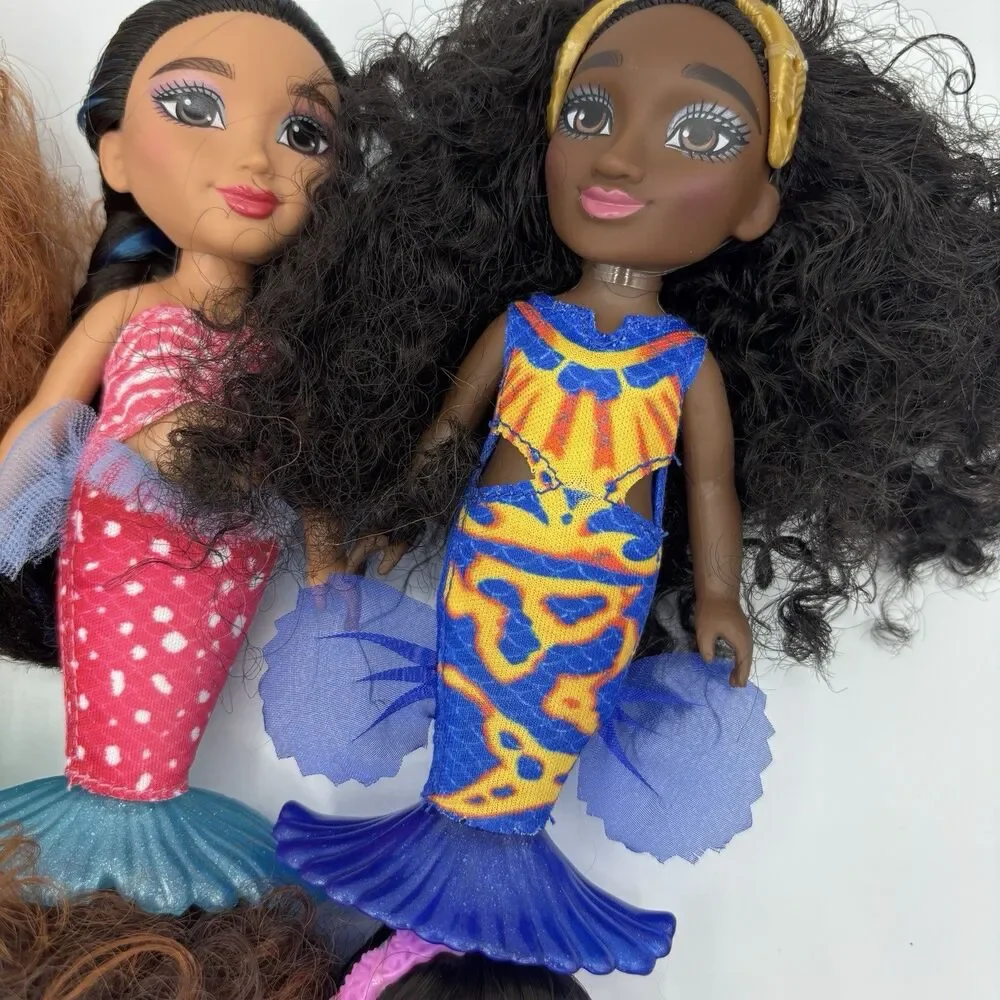 Disney The Little Mermaid Ariel And Sisters Petit Doll Set, Includes 7 Dolls